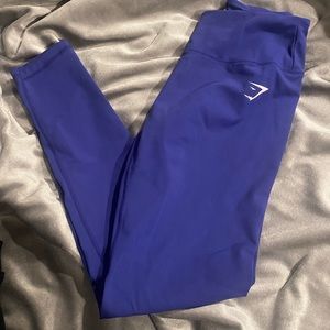 Gym shark leggings